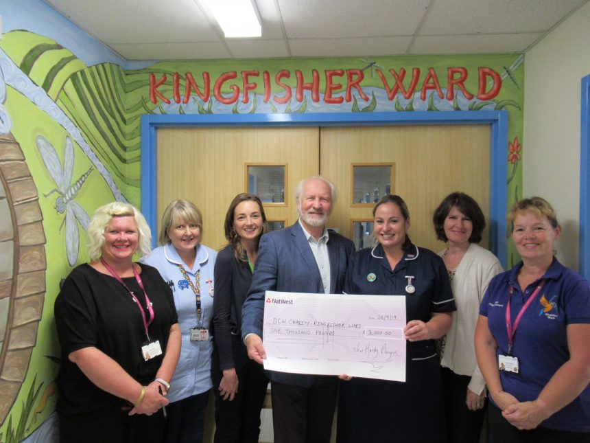 £1000 donation to Kingfishser Ward