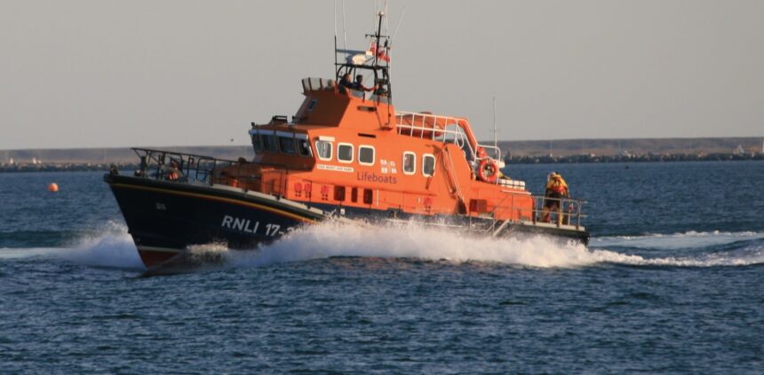 All weather lifeboat