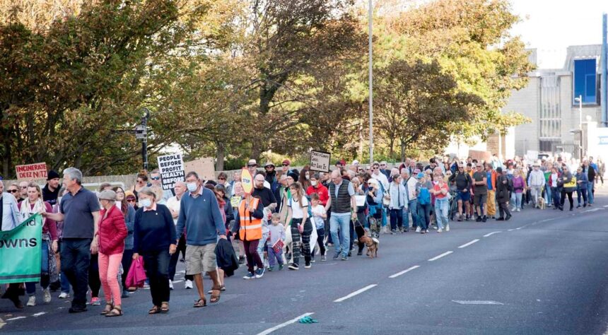 Incinerator protest 161021