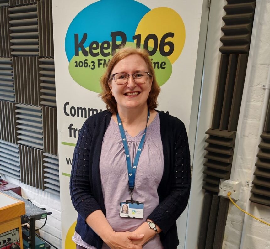 Claire Skinner