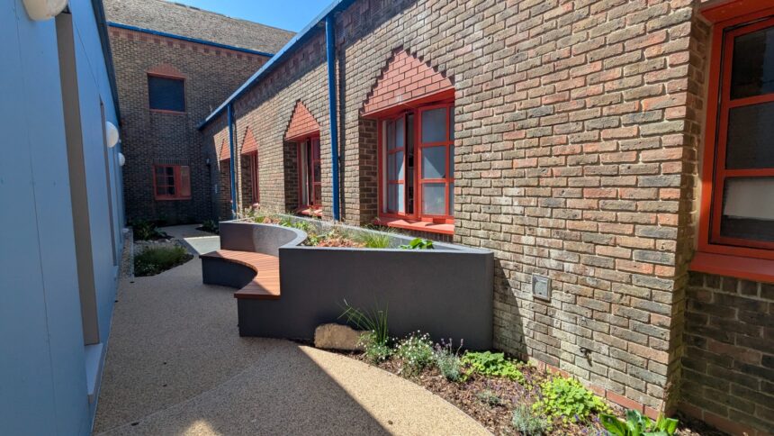 Garden area Fortuneswell
