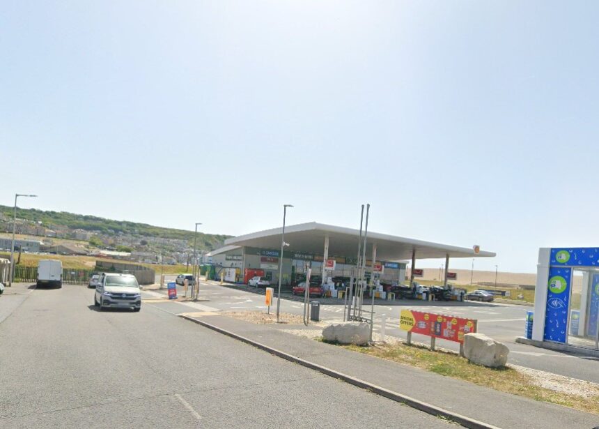 Osprey Quay Service Station, Portland